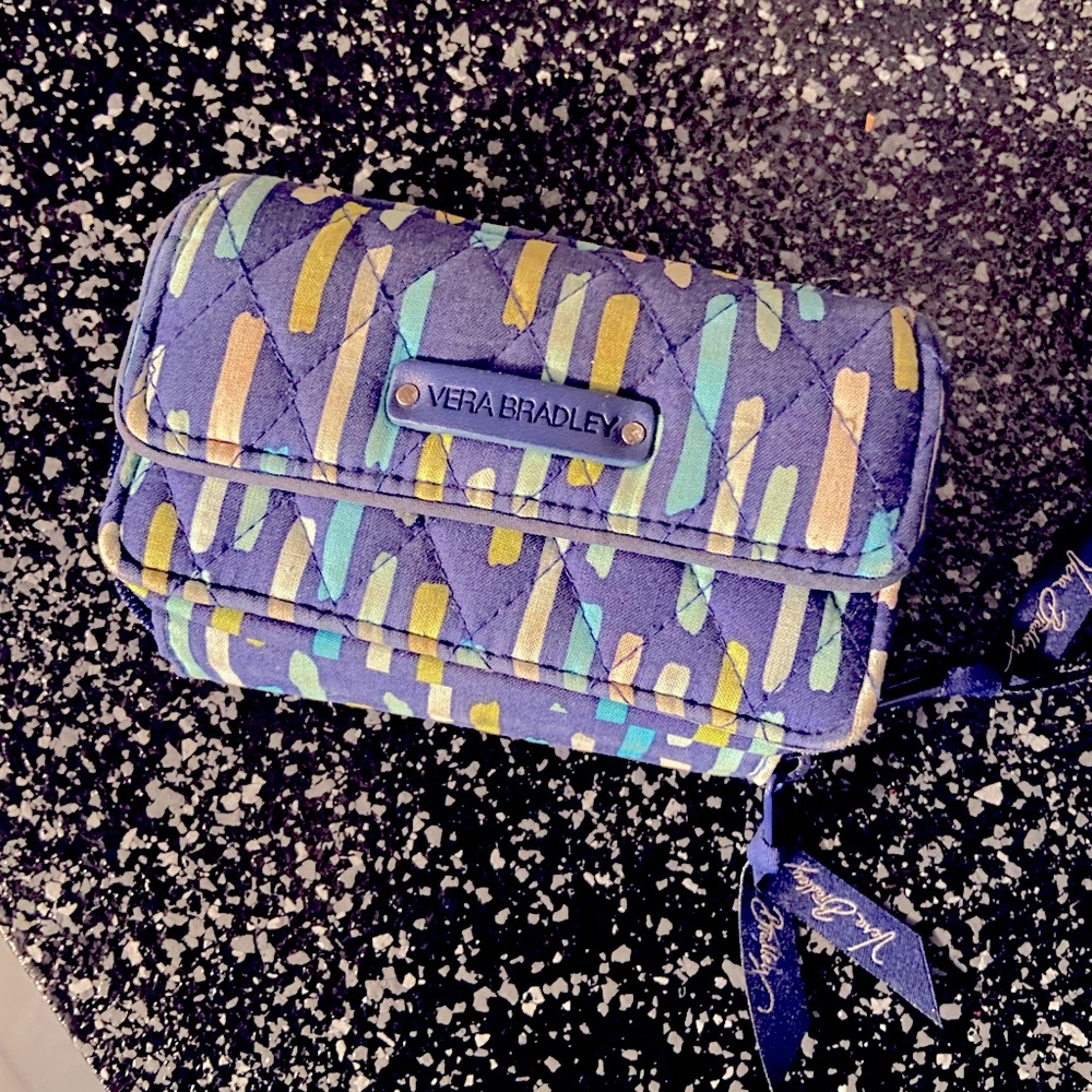 vera bradley wallet